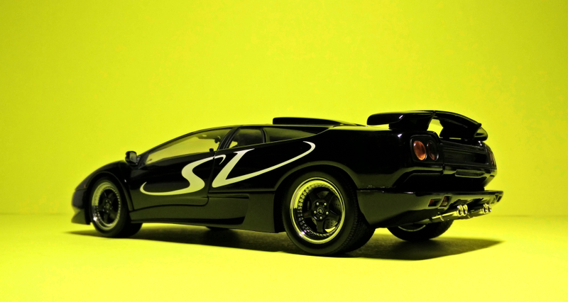 Illustration for article titled Running of the Bulls, Day 3: El Diablo Super Veloce